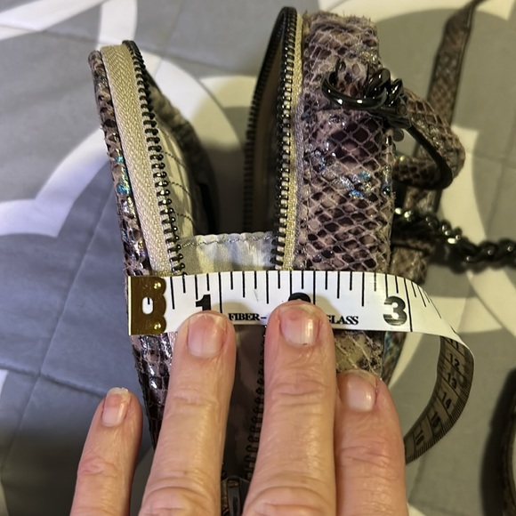 Aimee Kestenberg Tamitha phone case - Picture 8 of 9